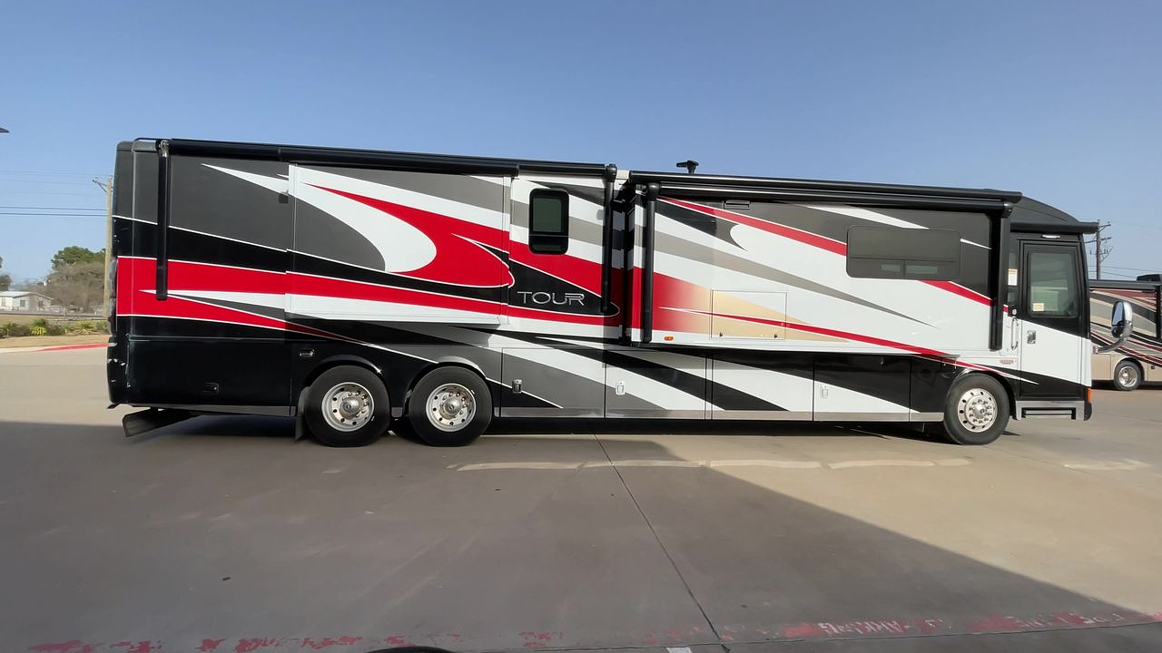2015 WINNEBAGO TOUR 42QD