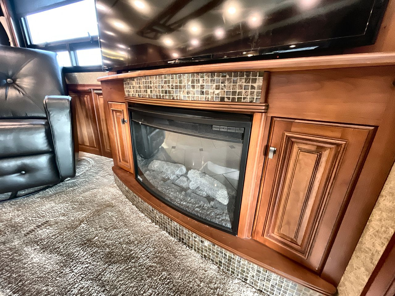 2015 WINNEBAGO TOUR 42QD