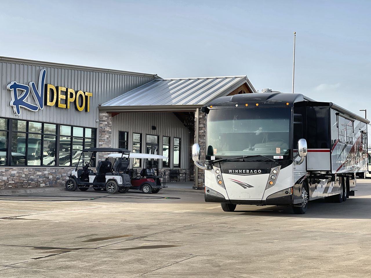 2015 WINNEBAGO TOUR 42QD