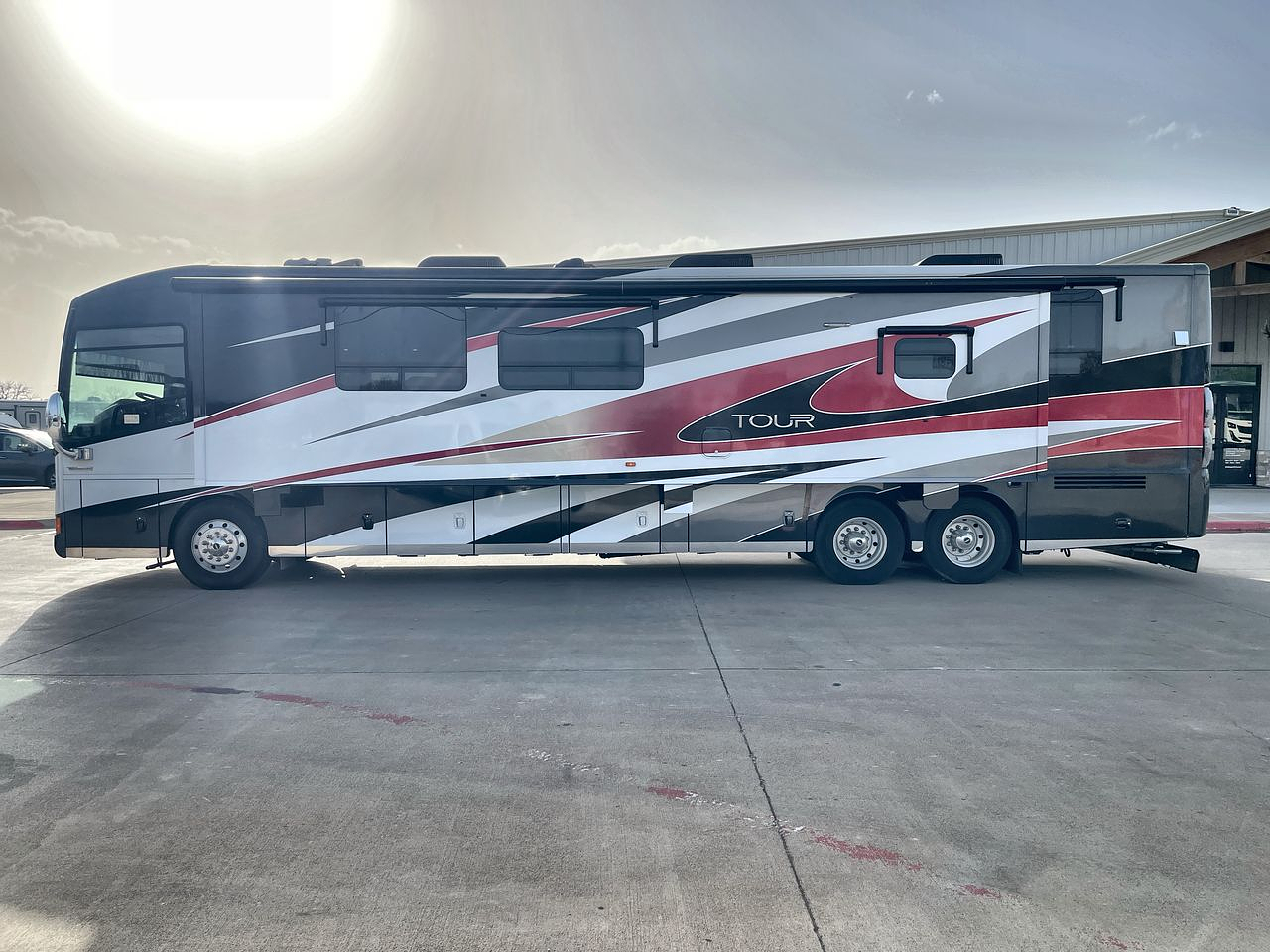2015 WINNEBAGO TOUR 42QD