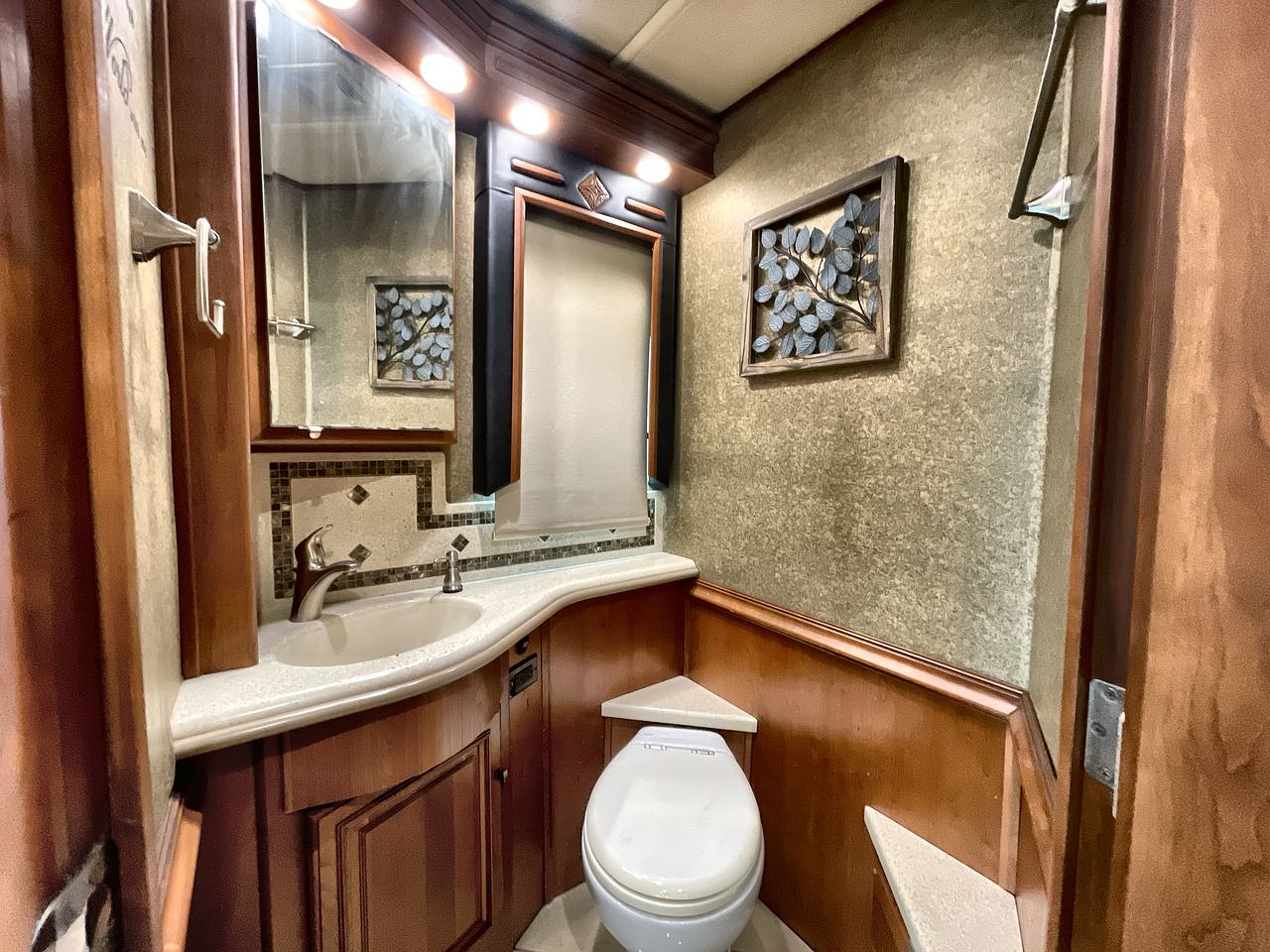 2015 WINNEBAGO TOUR 42QD