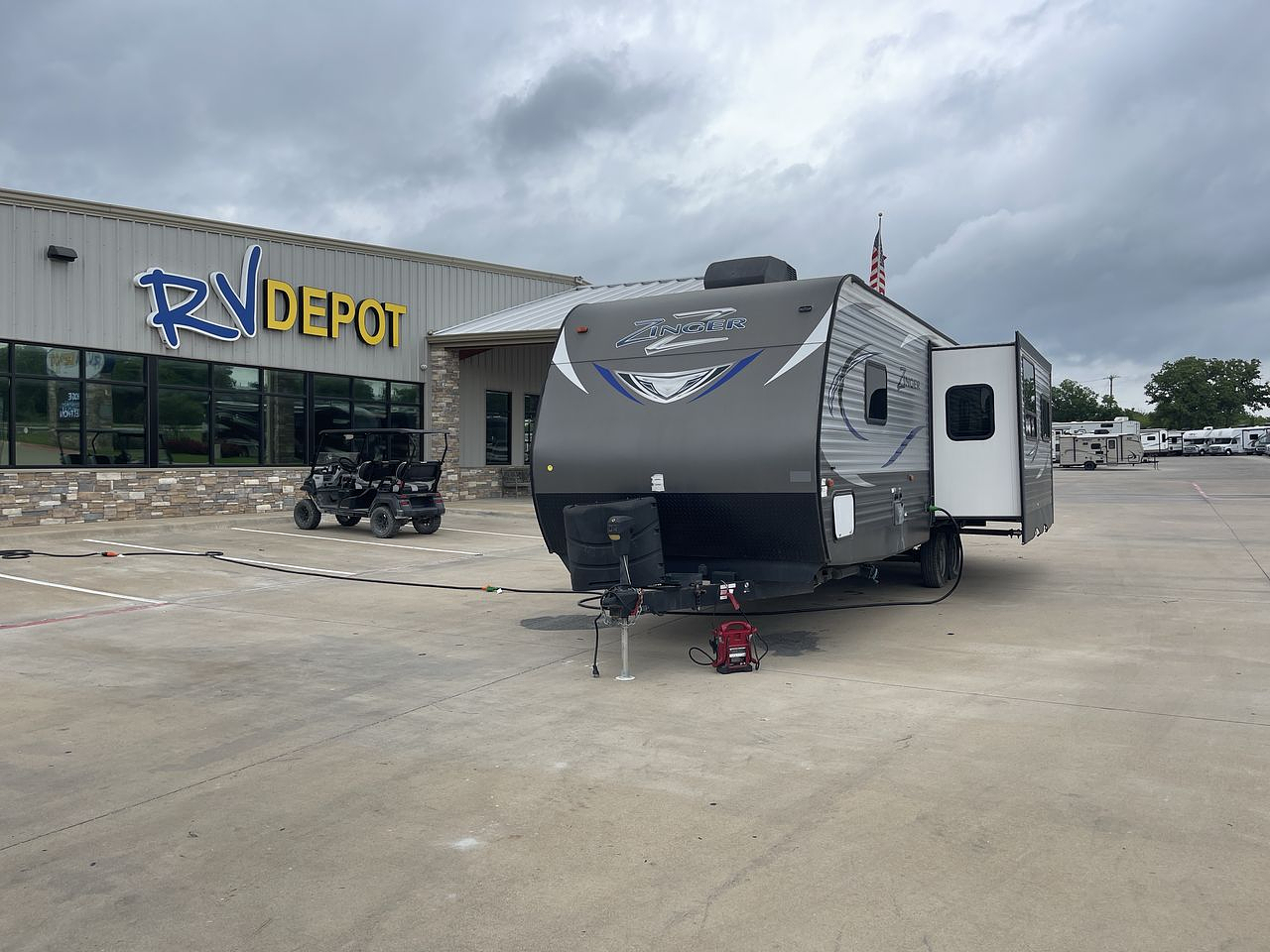 2017 CROSSROADS ZINGER Z1 27RL