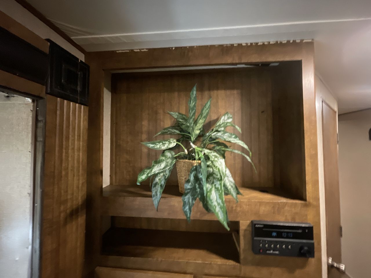 2017 CROSSROADS ZINGER Z1 27RL