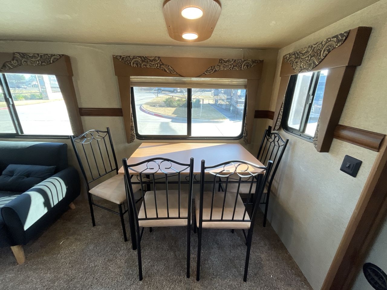 2017 CROSSROAD SUNSET TRAIL 322RL