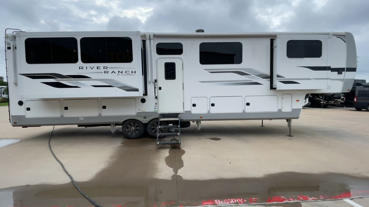 2022 FOREST RIVER COLUMBUS RIVER RANCH