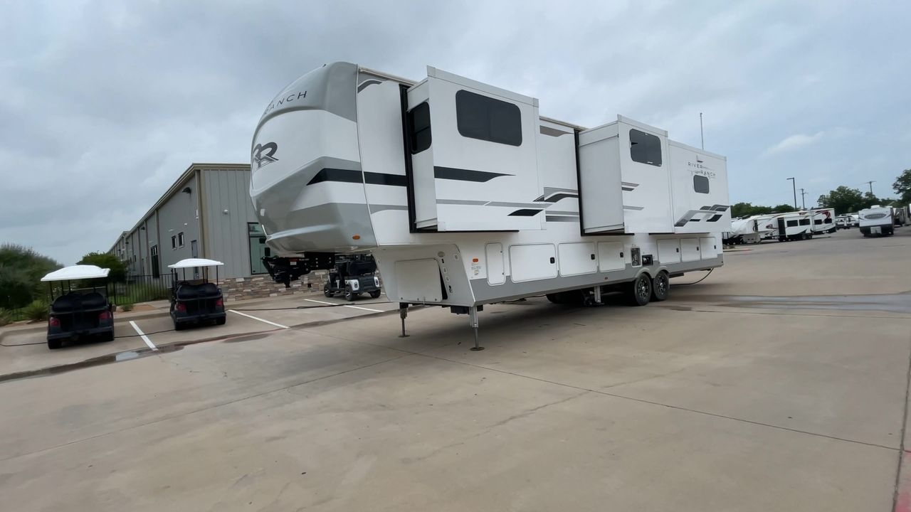 2022 FOREST RIVER COLUMBUS RIVER RANCH