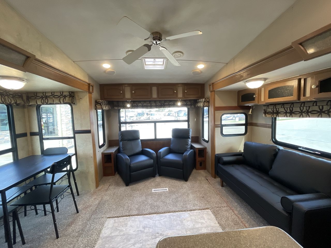 2015 FLAGSTAFF 8528IKWS