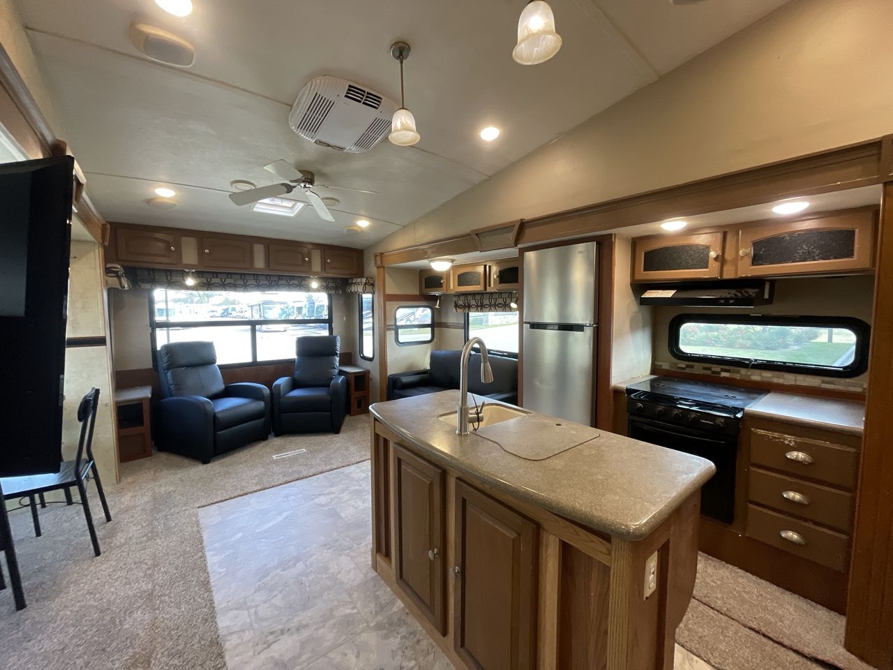 2015 FLAGSTAFF 8528IKWS