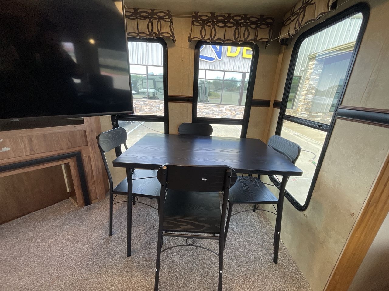 2015 FLAGSTAFF 8528IKWS