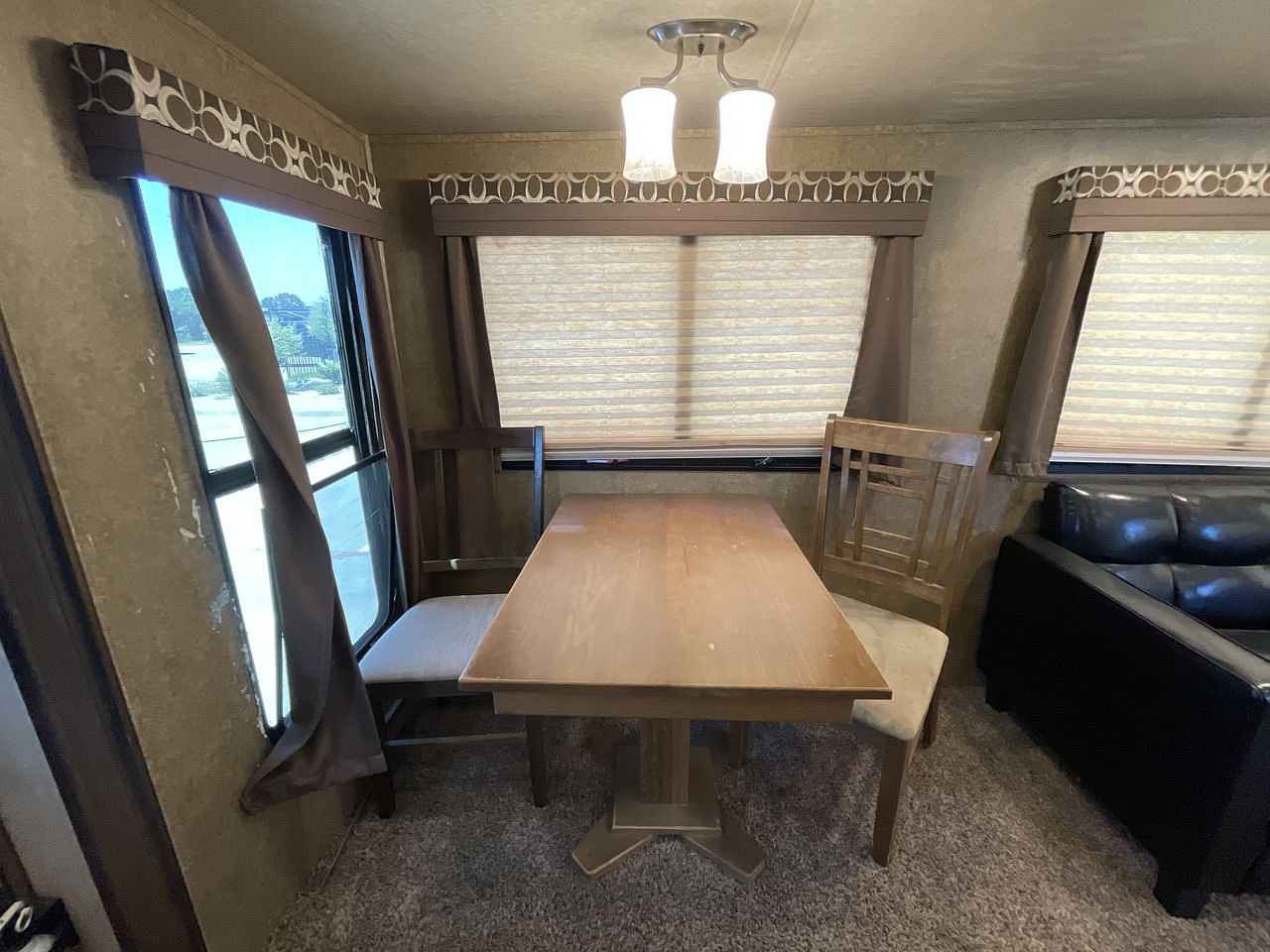 2016 FOREST RIVER SABRE 330CK