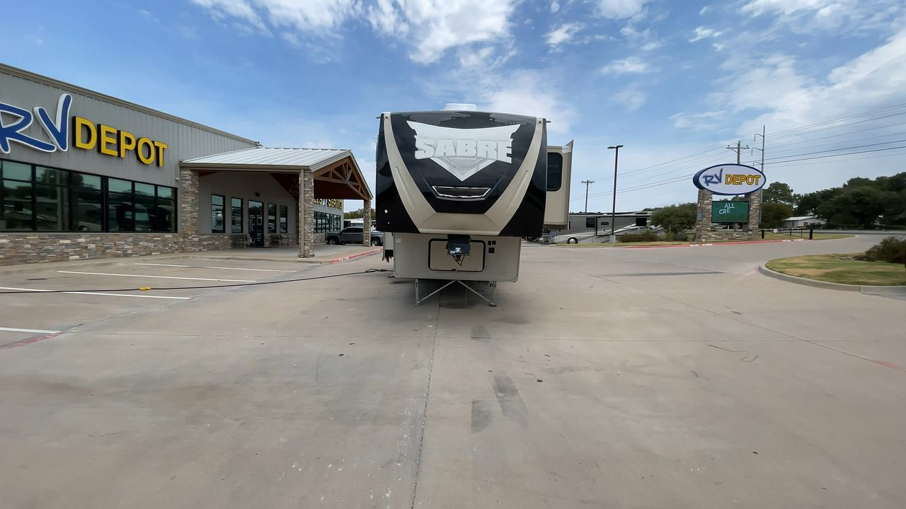 2016 FOREST RIVER SABRE 330CK