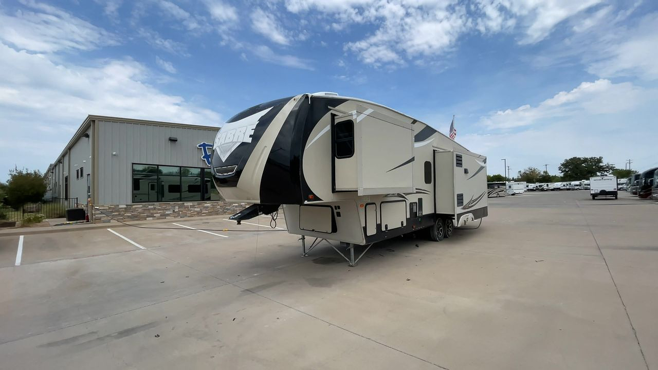 2016 FOREST RIVER SABRE 330CK