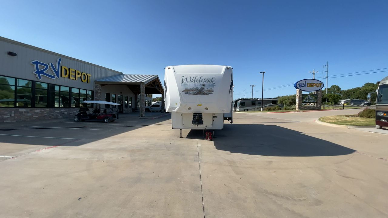 2012 FOREST RIVER EXTRA LITE 271RLX
