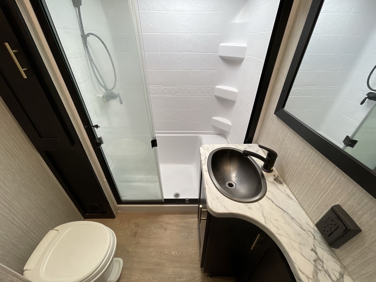 2021 FOREST RIVER WILDCAT 336RLS