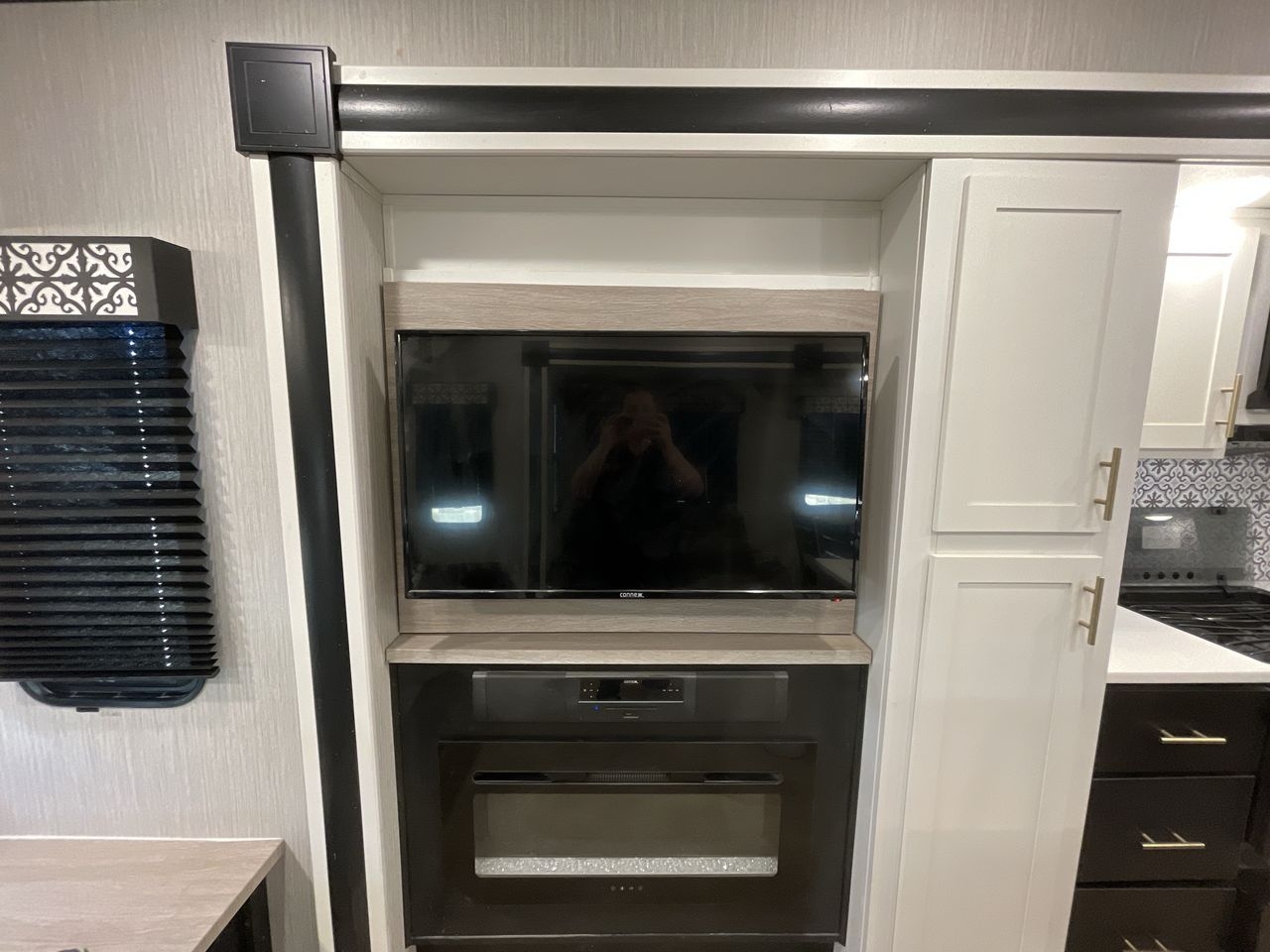 2021 FOREST RIVER WILDCAT 336RLS