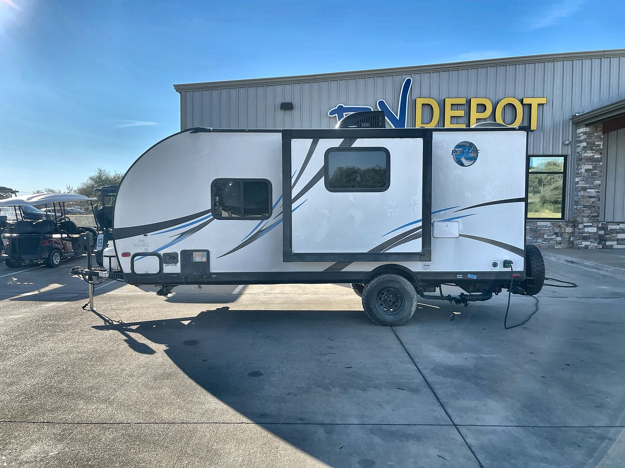 2018 REAL-LITE 181