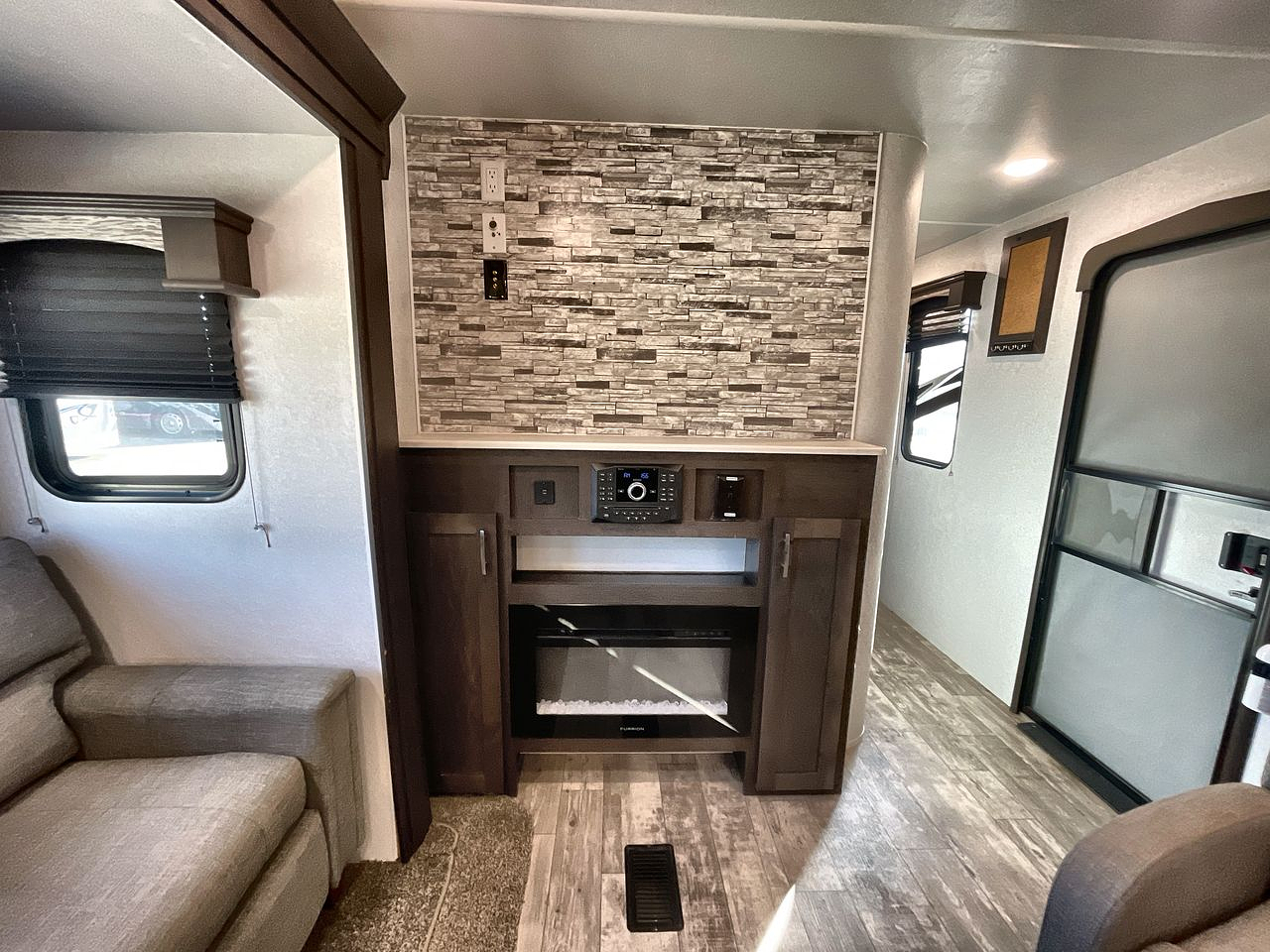 2020 FOREST RIVER SONOMA 2903RK