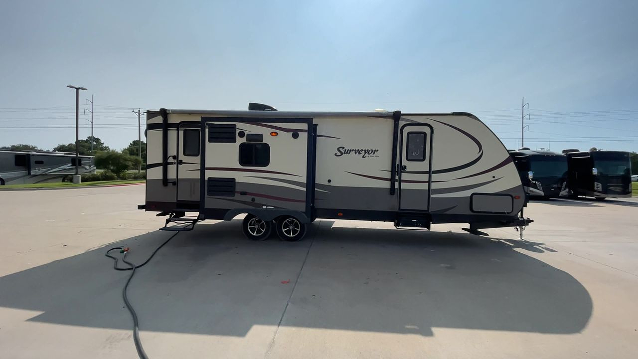 2020 FOREST RIVER SURVEYOR 265RLDS