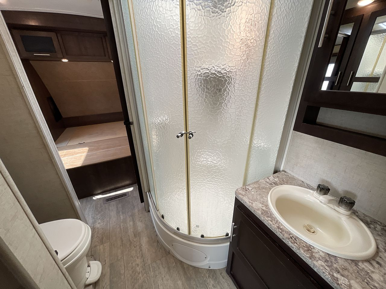 2020 FOREST RIVER SURVEYOR 265RLDS