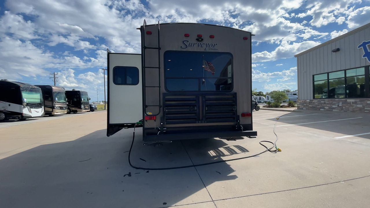 2020 FOREST RIVER SURVEYOR 265RLDS
