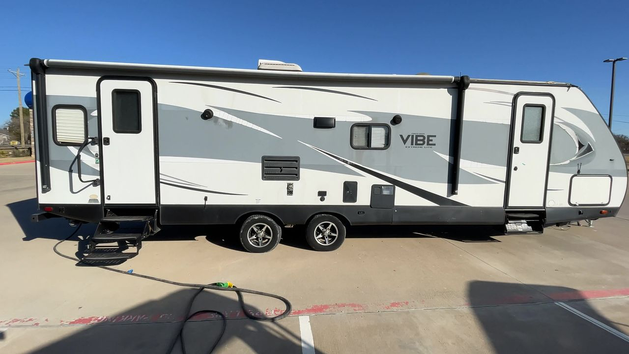 2017 FOREST RIVER VIBE 277RLS