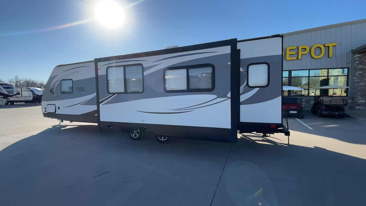 2017 FOREST RIVER VIBE 277RLS