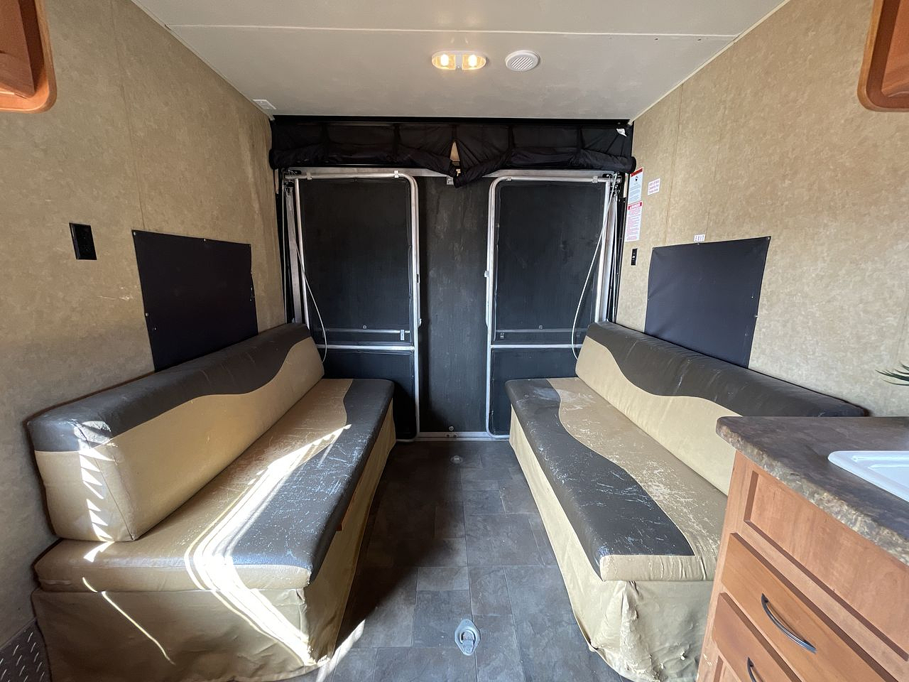 2014 FOREST RIVER VENGEANCE 25V