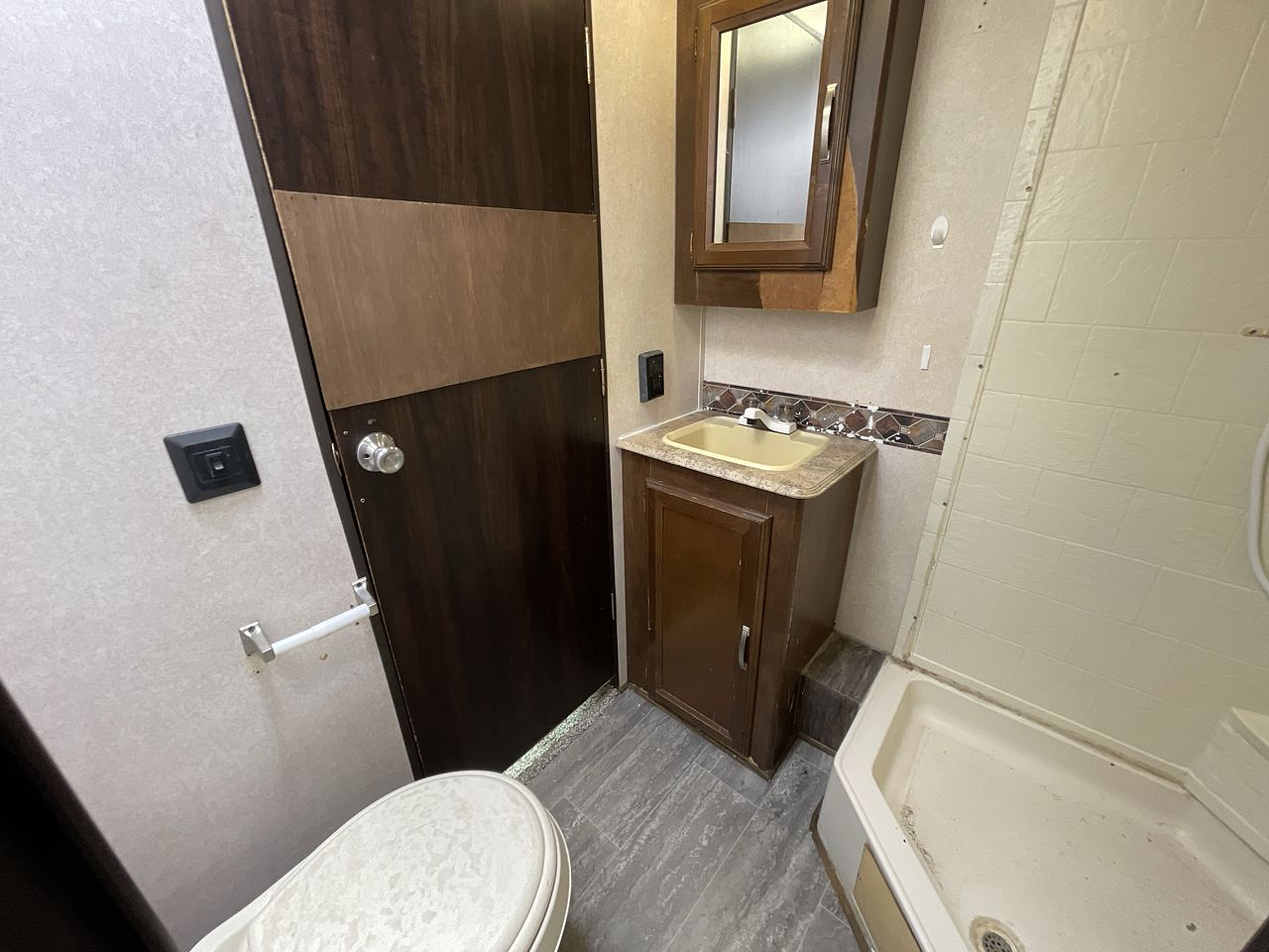 2017 WILDWOOD HERITAGE GLEN 300BH