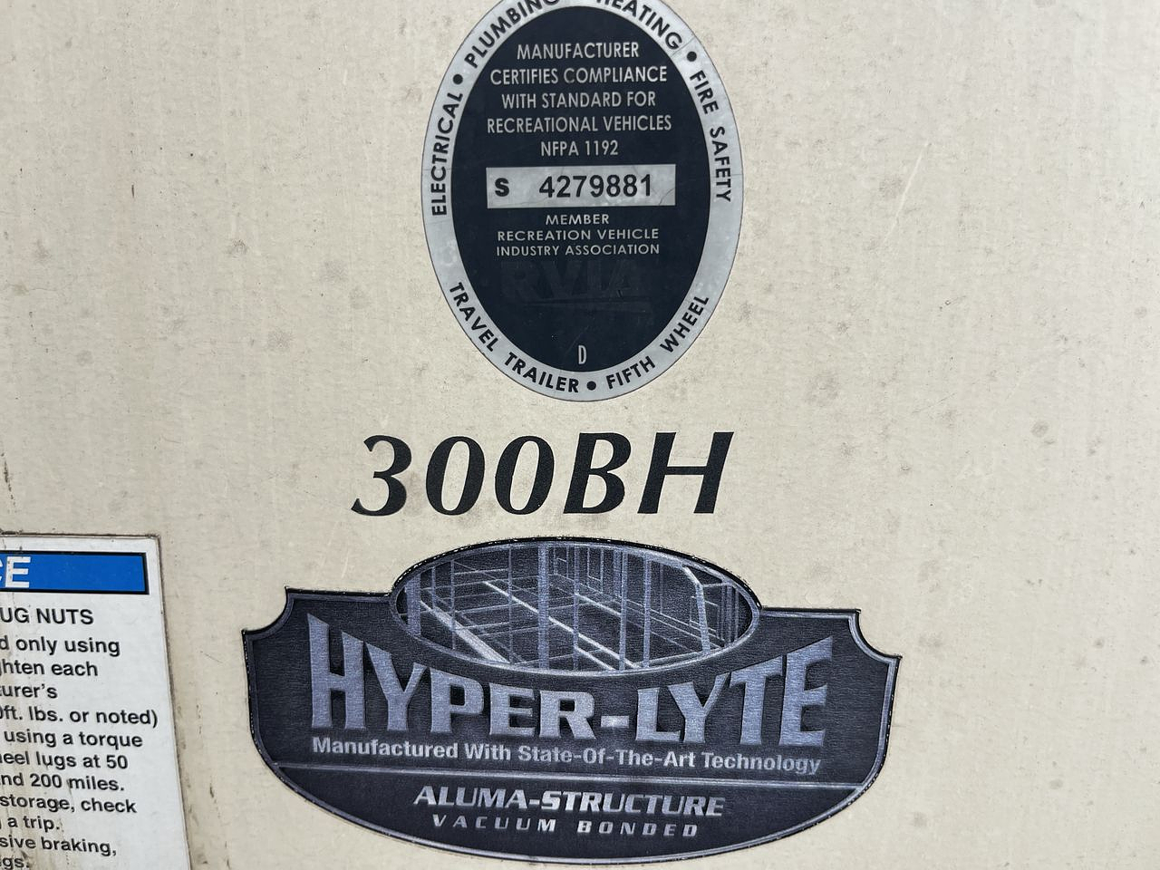 2017 WILDWOOD HERITAGE GLEN 300BH