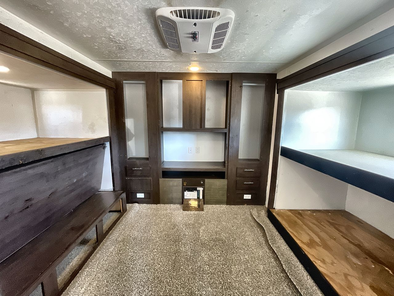2019 FOREST RIVER WILDWOOD 31KQBTS