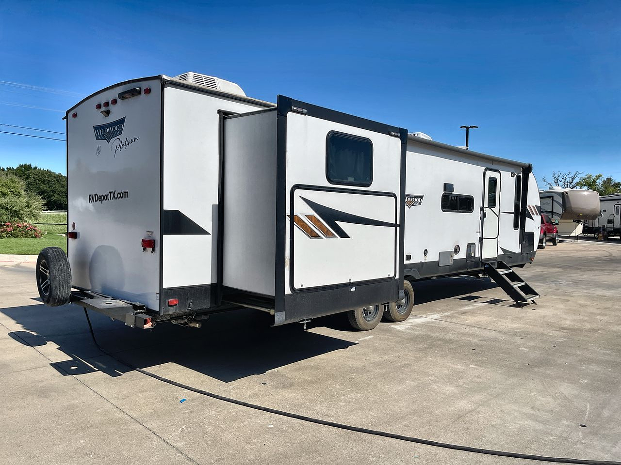 2023 FOREST RIVER WILDWOOD 31KQBTS