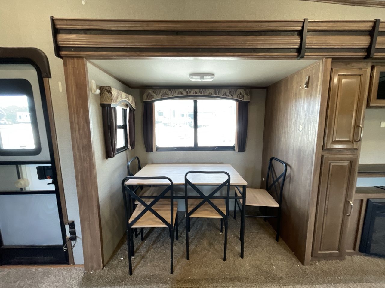 2018 KEYSTONE LAREDO 298SRL