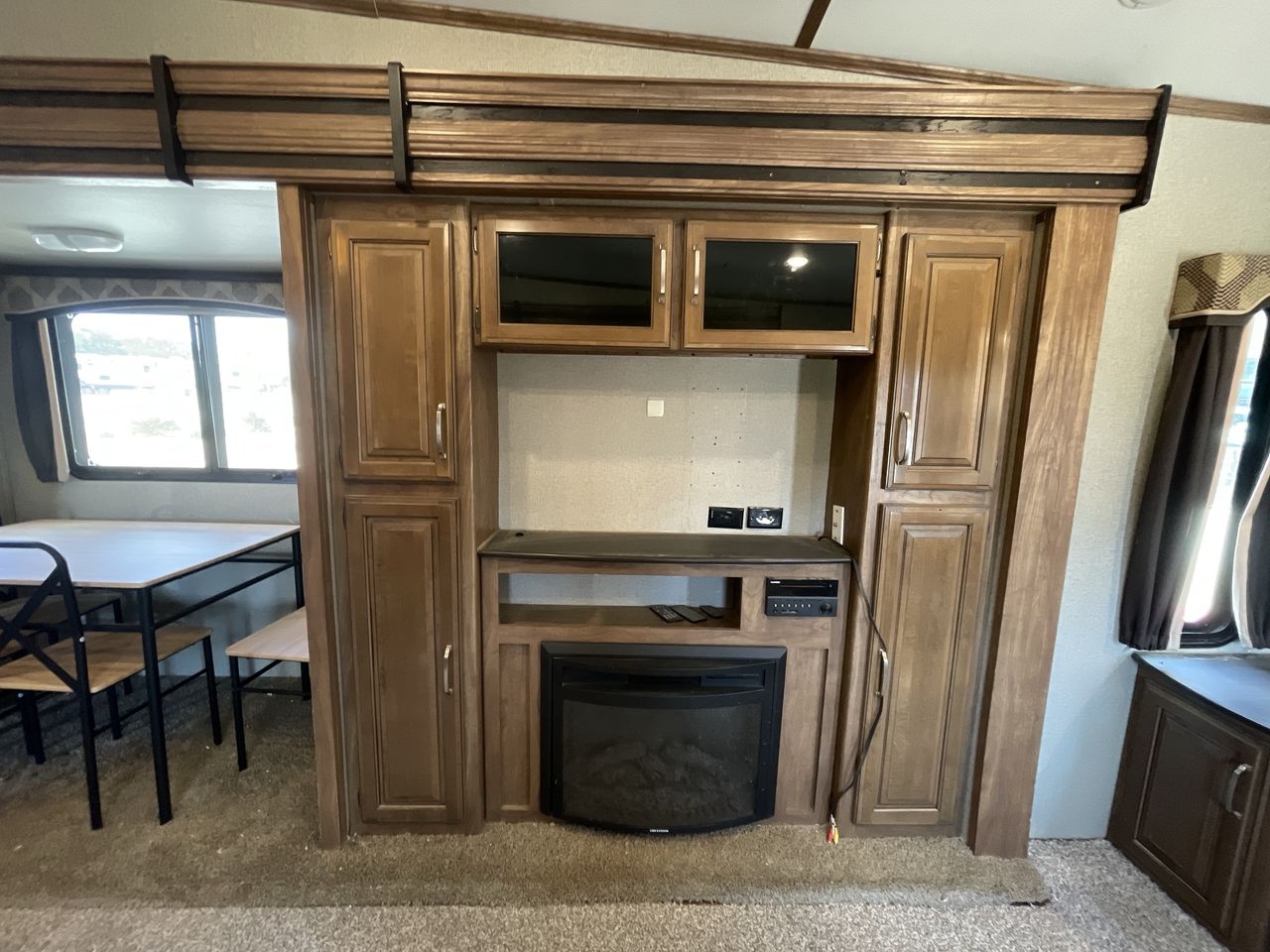 2018 KEYSTONE LAREDO 298SRL