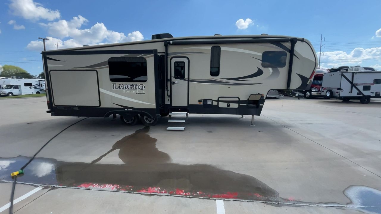2018 KEYSTONE LAREDO 298SRL