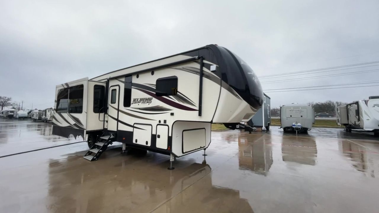 2018 KEYSTONE ALPINE 3011RE