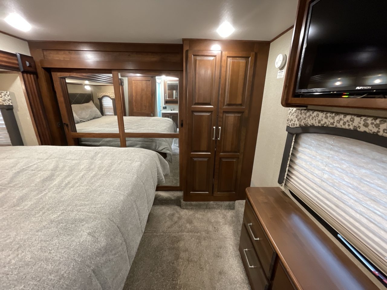 2018 KEYSTONE ALPINE 3011RE