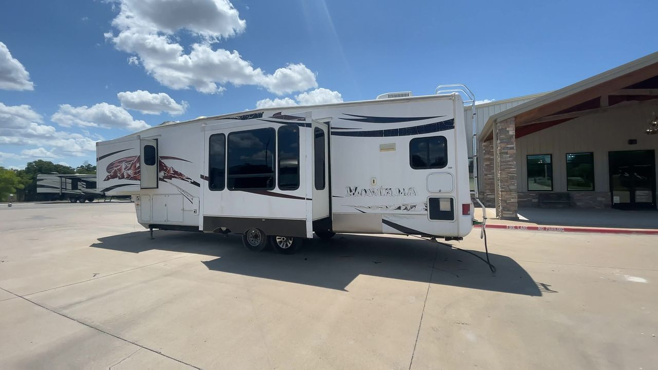 2009 KEYSTONE MONTANA 3585SA
