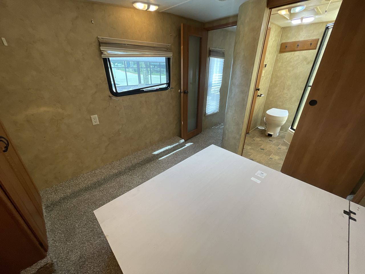 2009 KEYSTONE MONTANA 3585SA