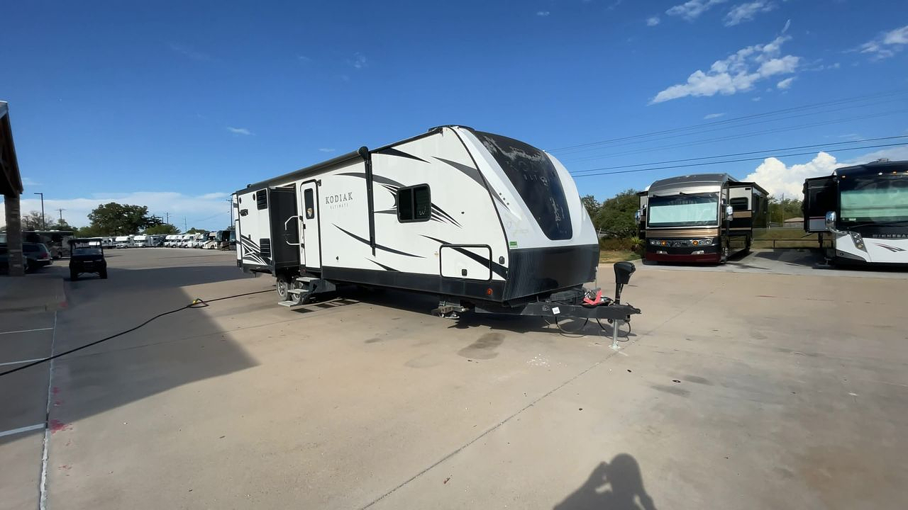 2018 KEYSTONE KODIAK 330BHSL