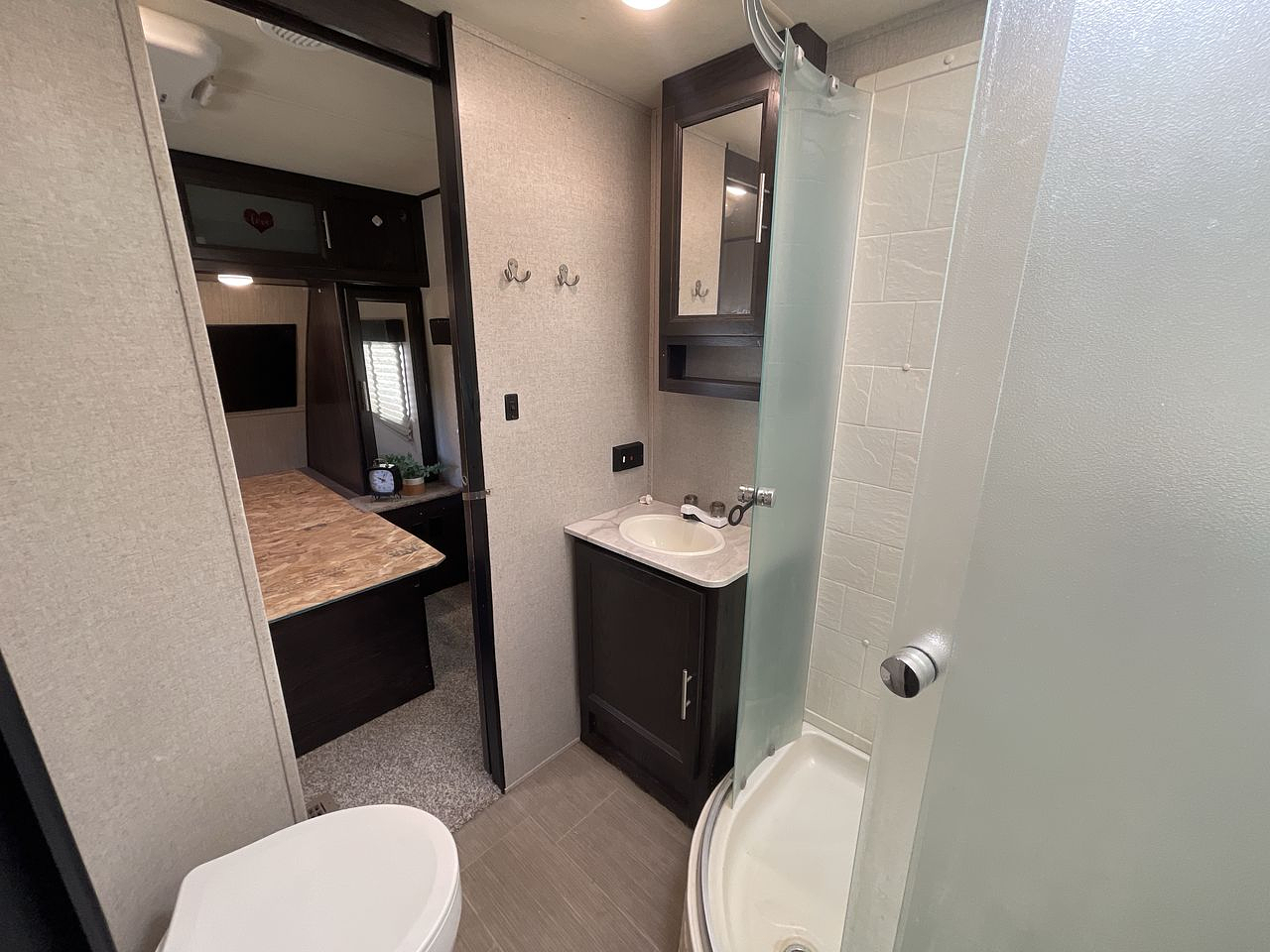 2018 KEYSTONE KODIAK 330BHSL