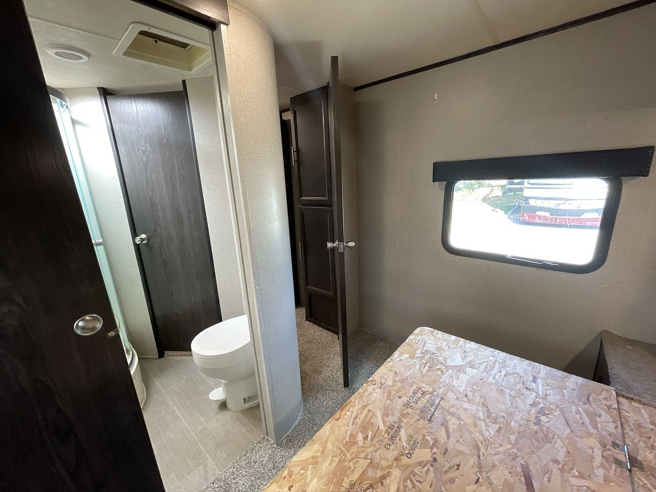 2018 KEYSTONE KODIAK 330BHSL