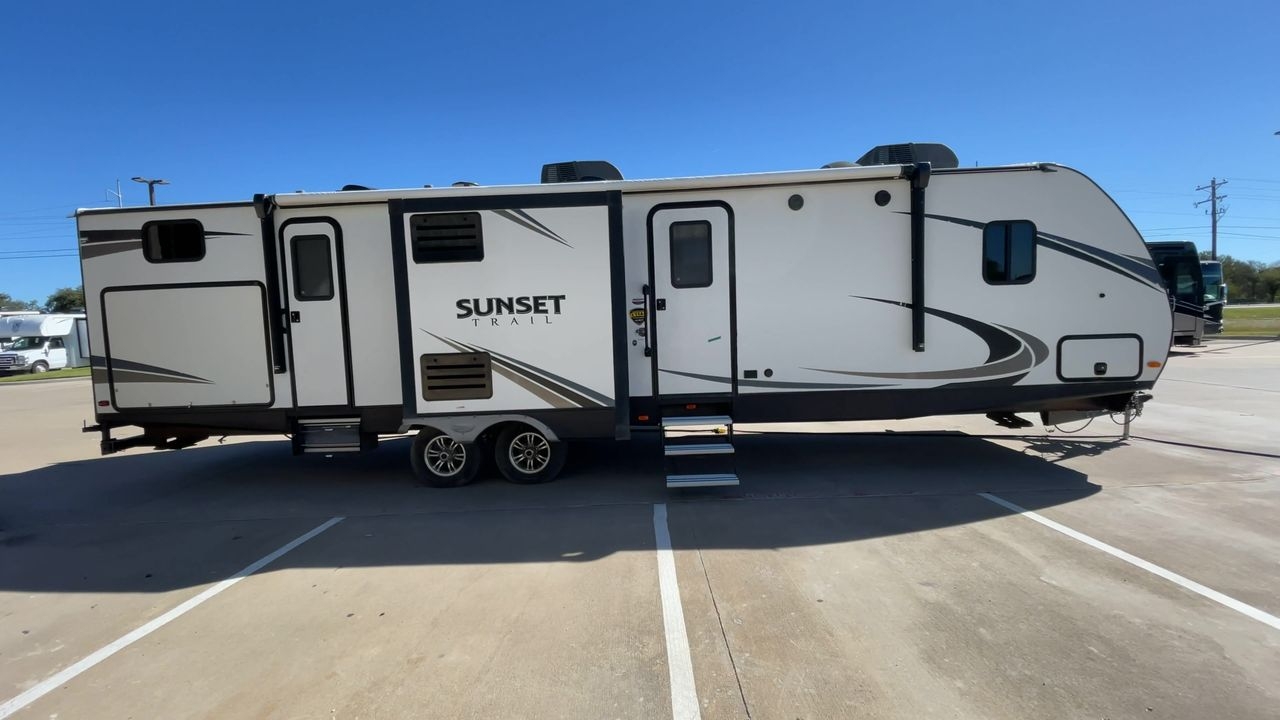 2018 KEYSTONE SUNSET TRAIL 331BH