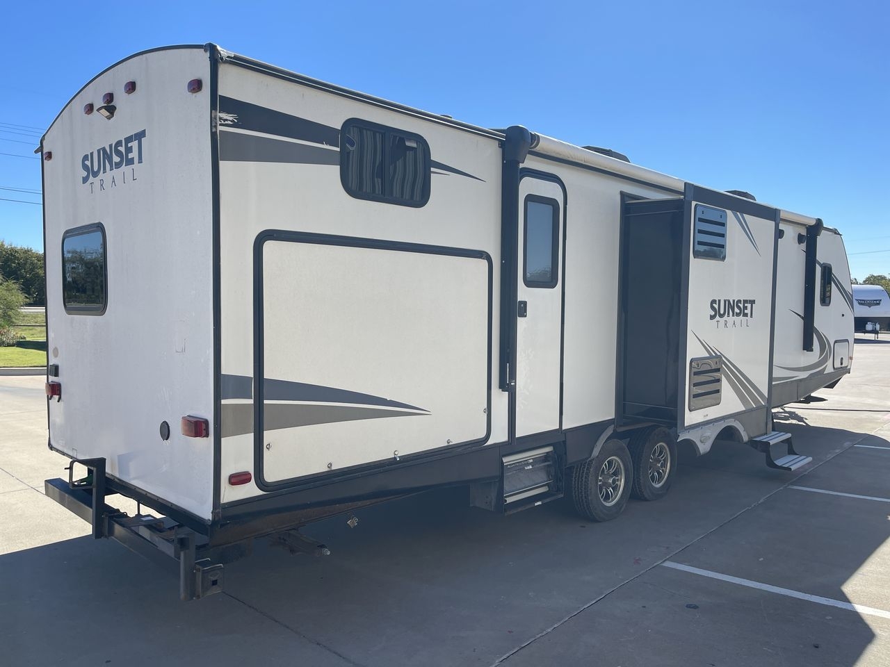 2018 KEYSTONE SUNSET TRAIL 331BH