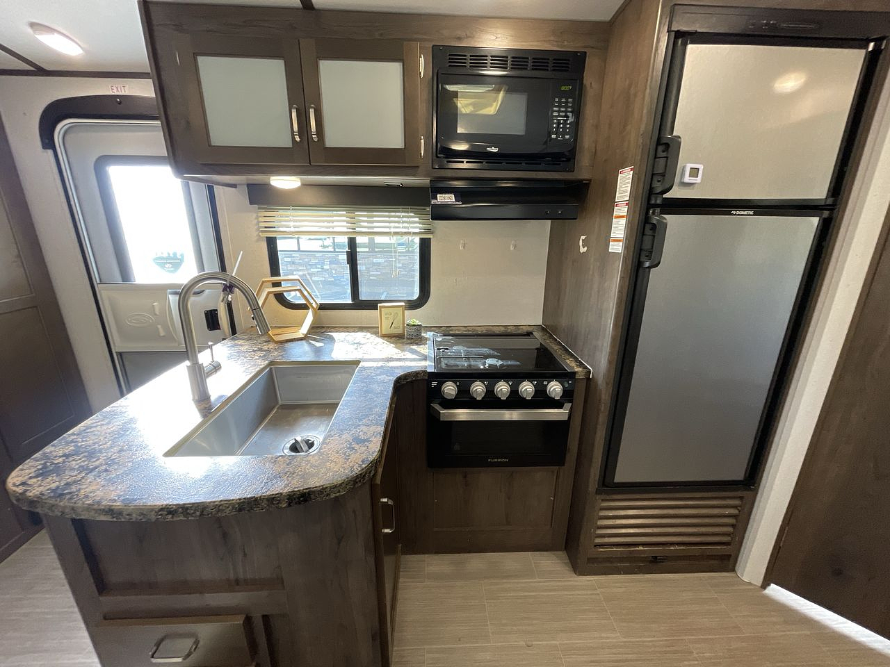 2019 KEYSTONE PASSPORT 3351BH