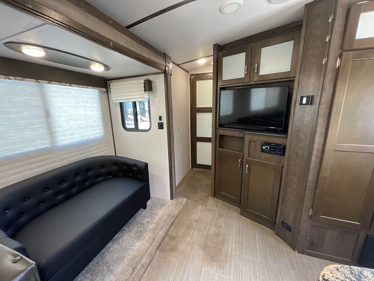 2019 KEYSTONE PASSPORT 3351BH