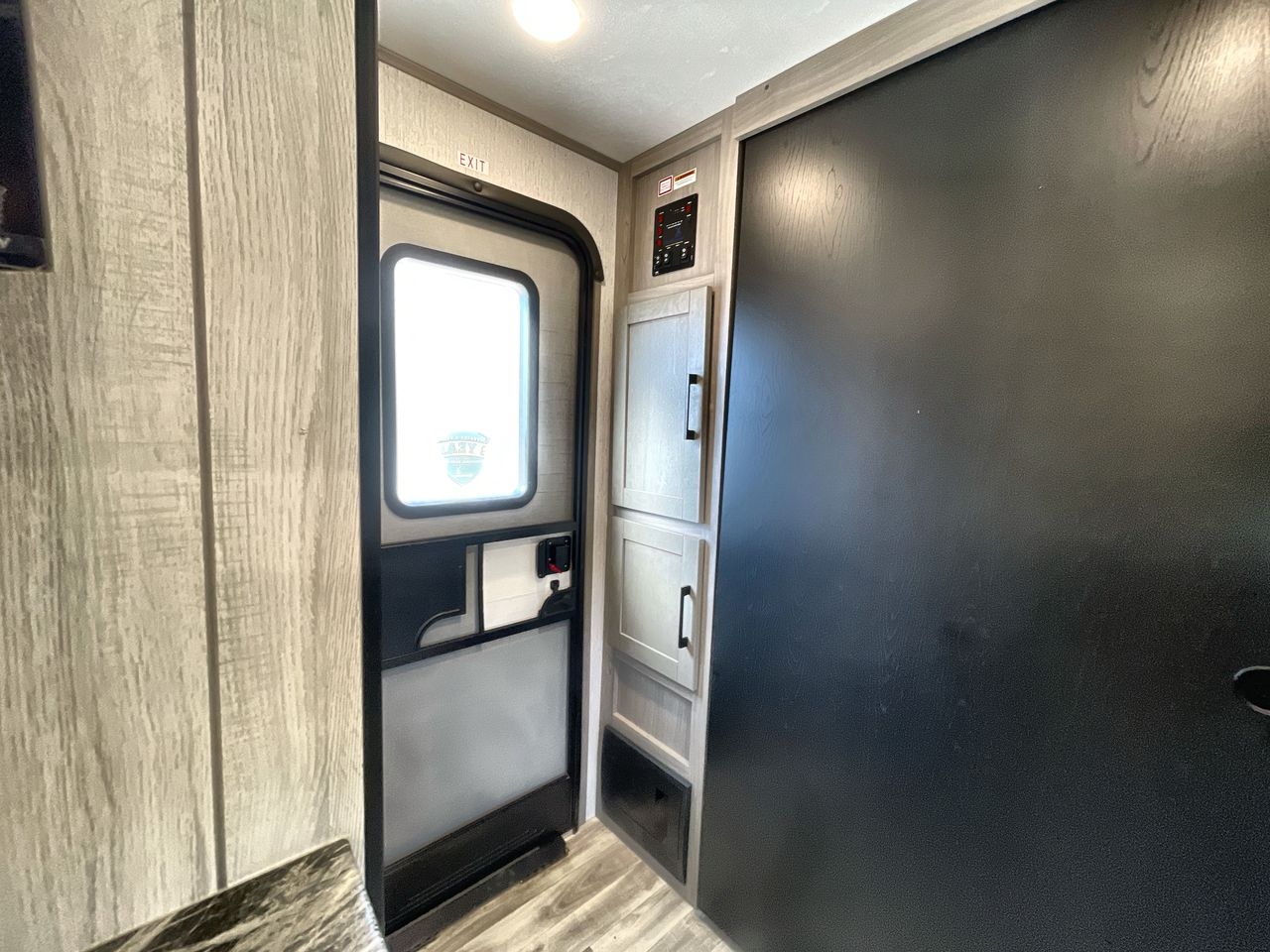 2022 KEYSTONE KODIAK 332BHSL