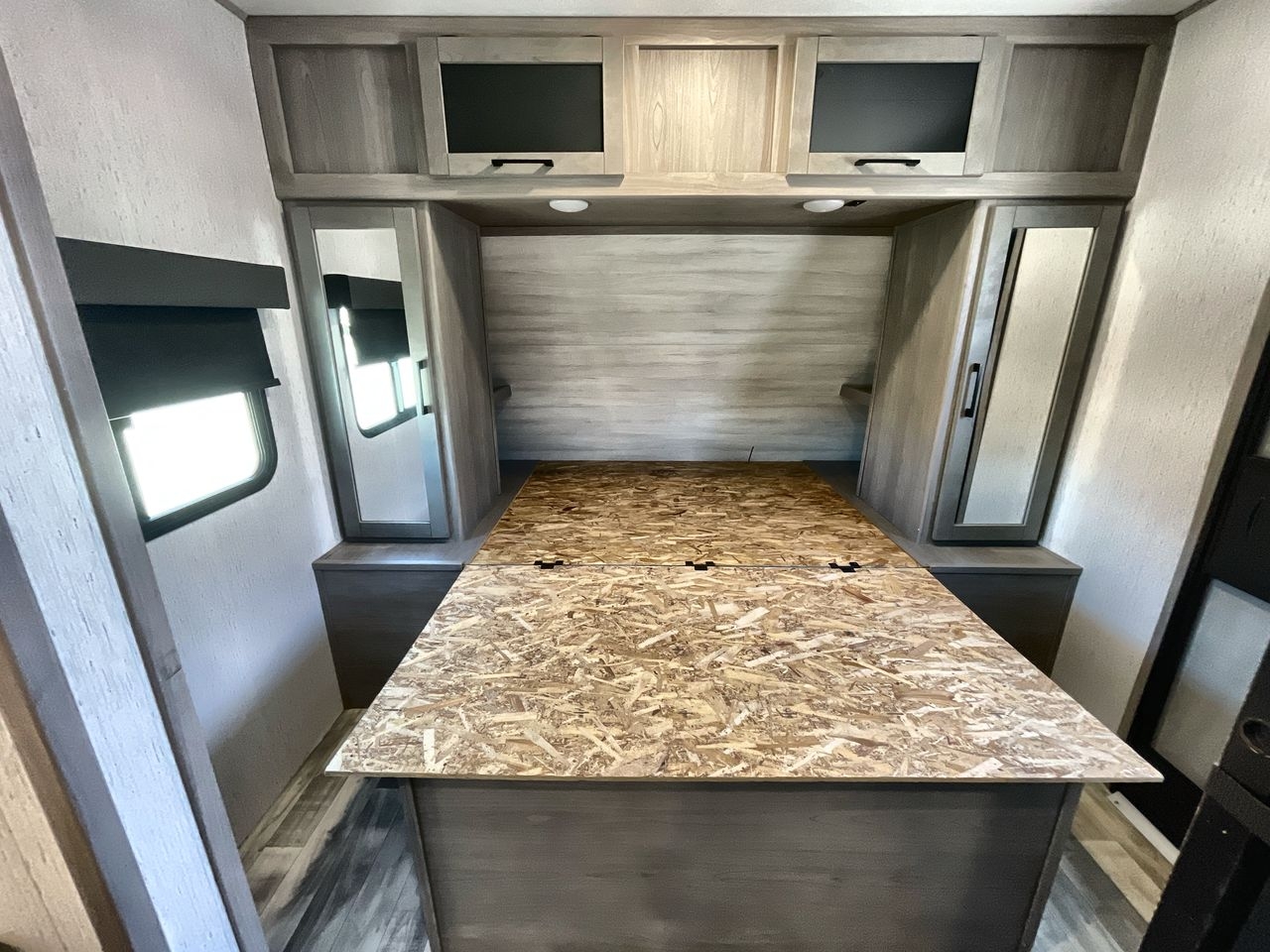 2022 KEYSTONE KODIAK 332BHSL