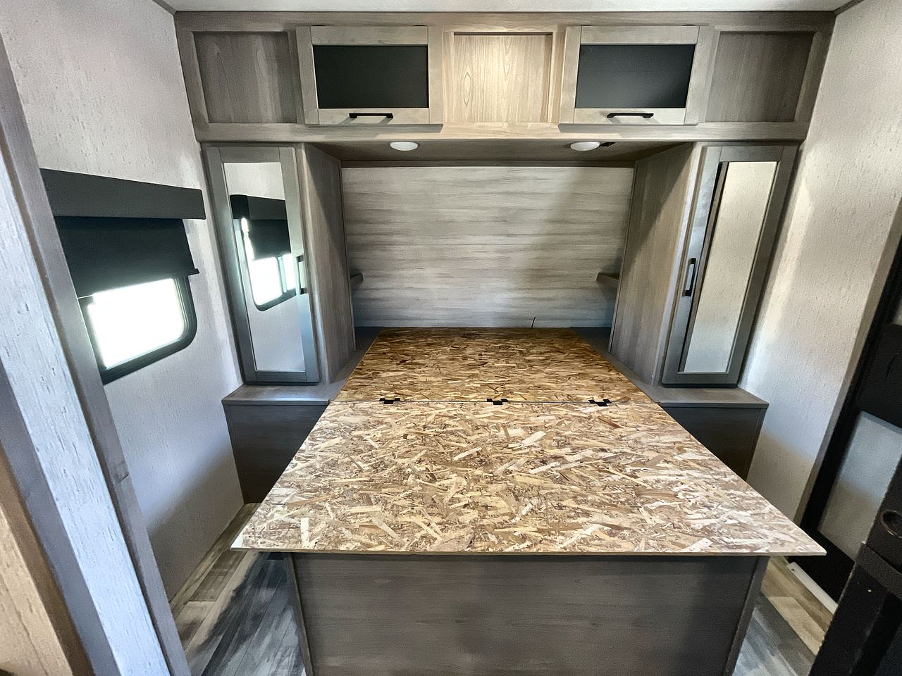 2022 KEYSTONE KODIAK 332BHSL