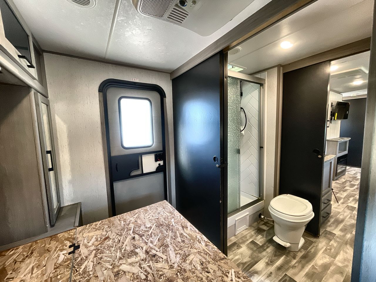 2022 KEYSTONE KODIAK 332BHSL