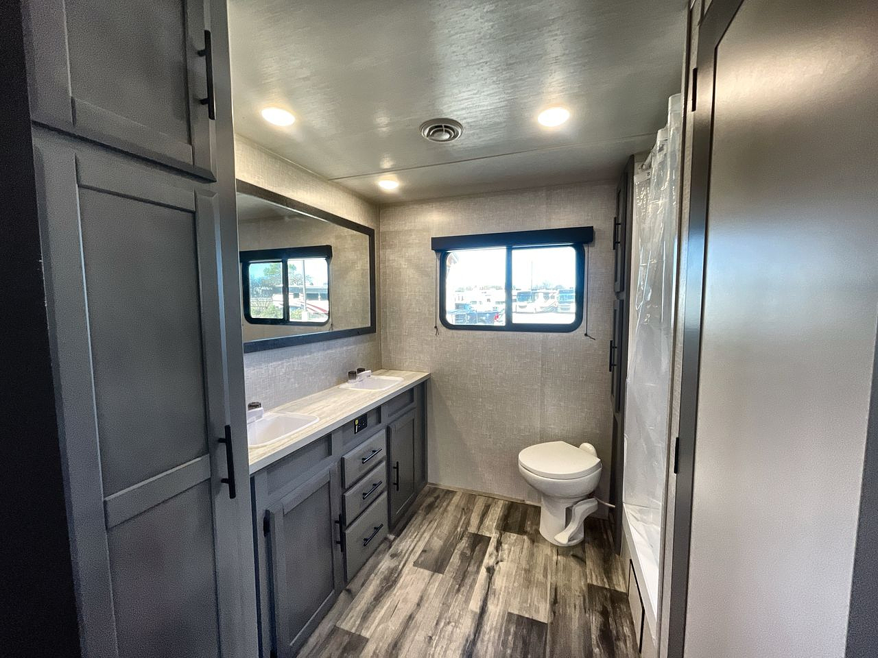 2023 CROSSROADS VOLANTE 29RB